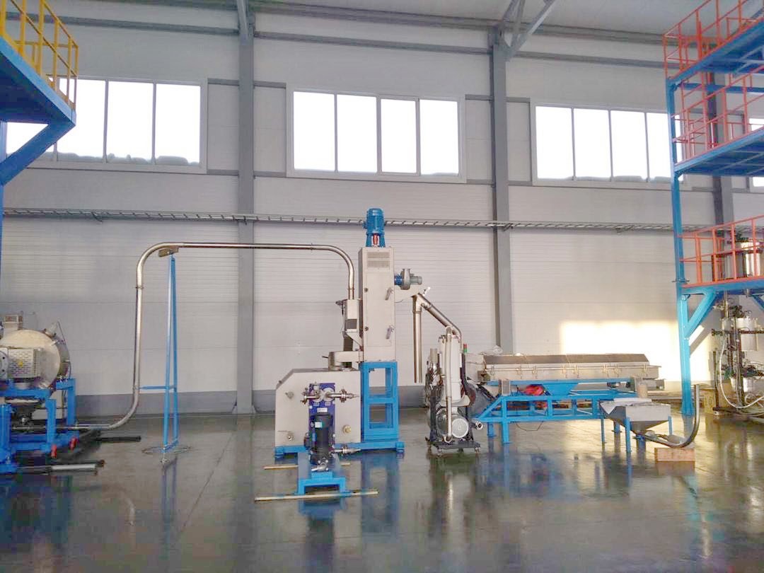 Simi-conductive cable compounding line